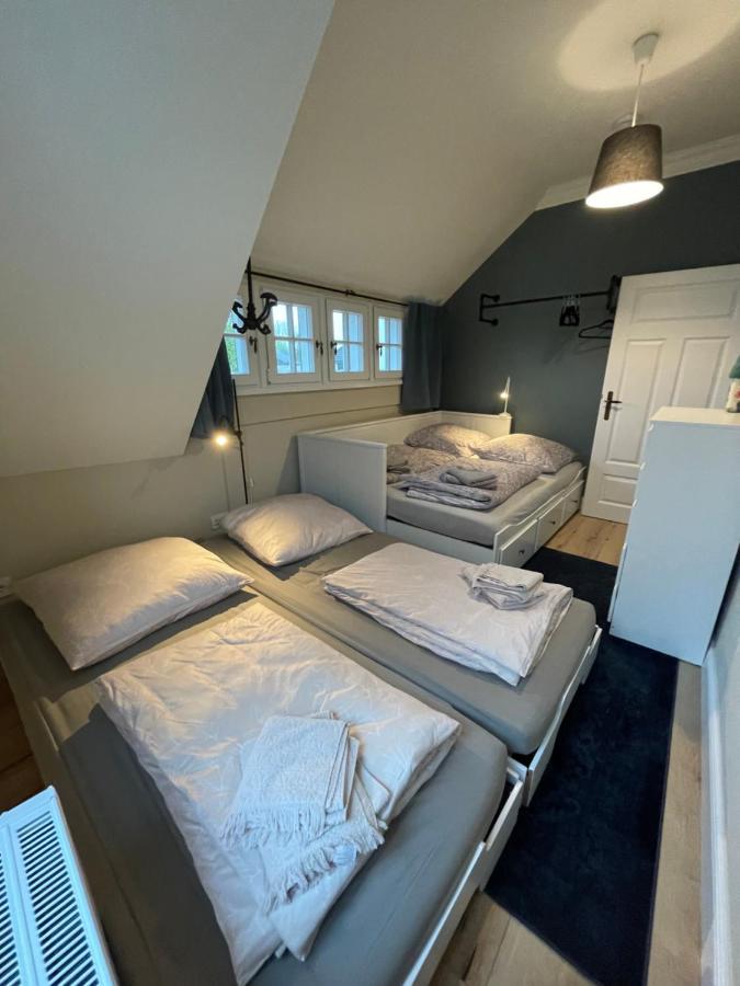 Luxus Lindenhof Apartments -Ferienwohnungen In Friesland An Der Nordsee Am Naturschutzgebiet Urwald Neuenburg  エクステリア 写真