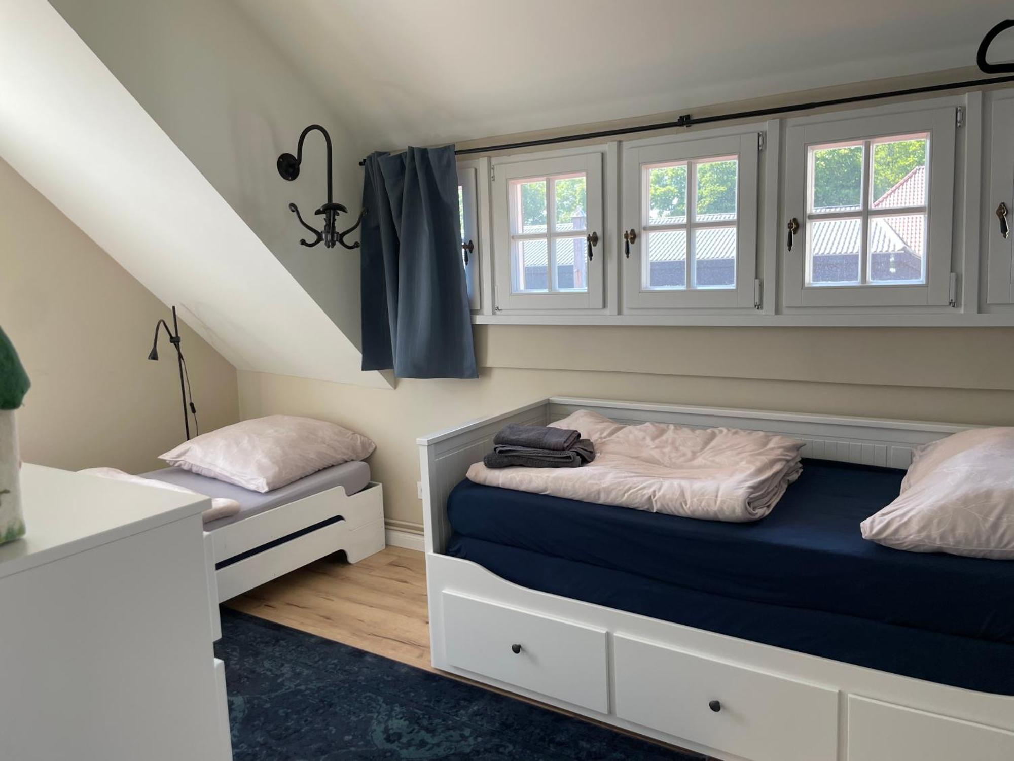 Luxus Lindenhof Apartments -Ferienwohnungen In Friesland An Der Nordsee Am Naturschutzgebiet Urwald Neuenburg  部屋 写真