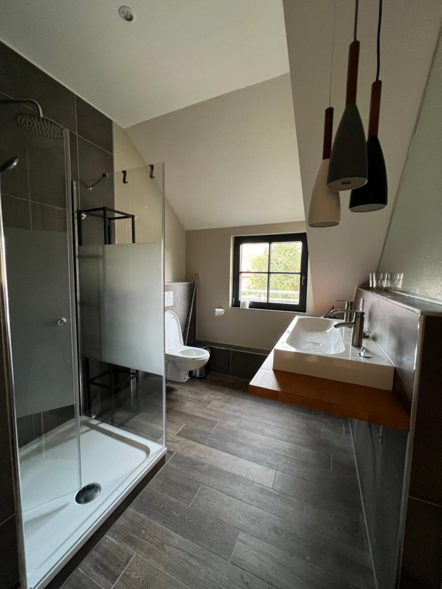 Luxus Lindenhof Apartments -Ferienwohnungen In Friesland An Der Nordsee Am Naturschutzgebiet Urwald Neuenburg  部屋 写真